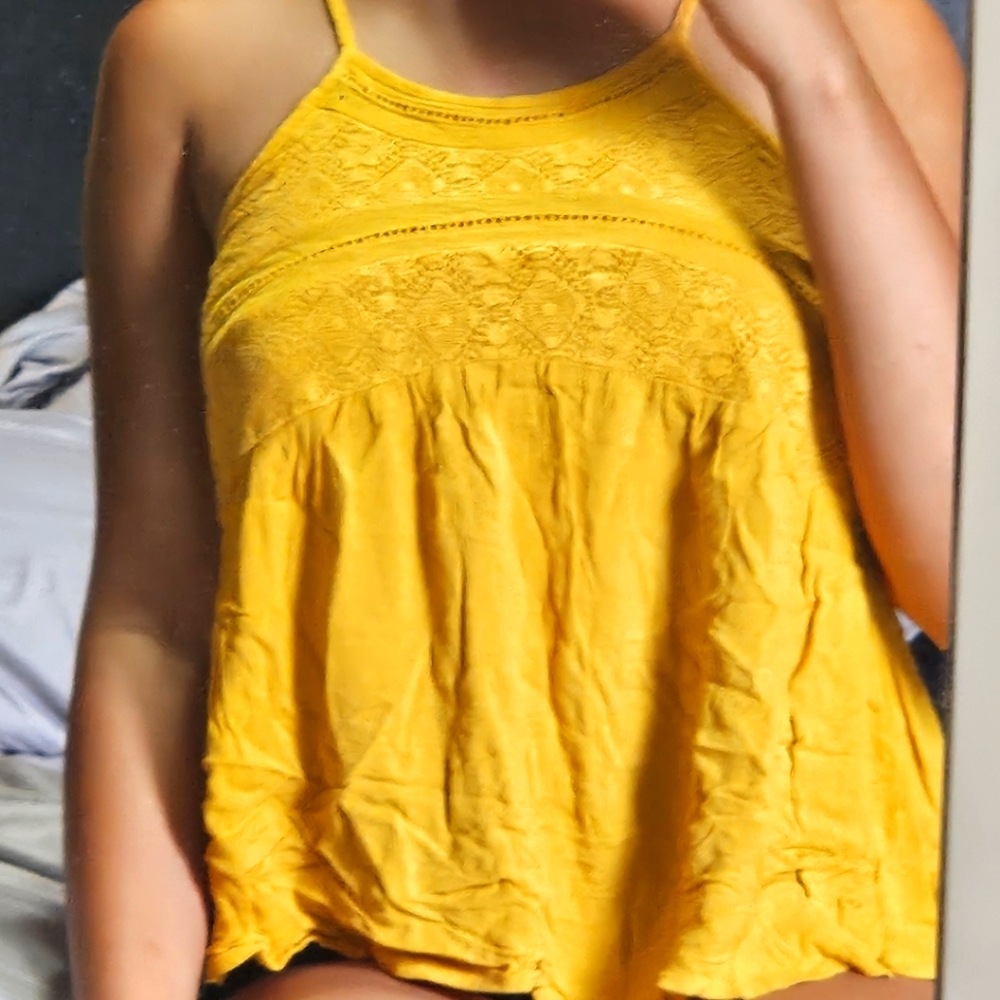 Yellow top